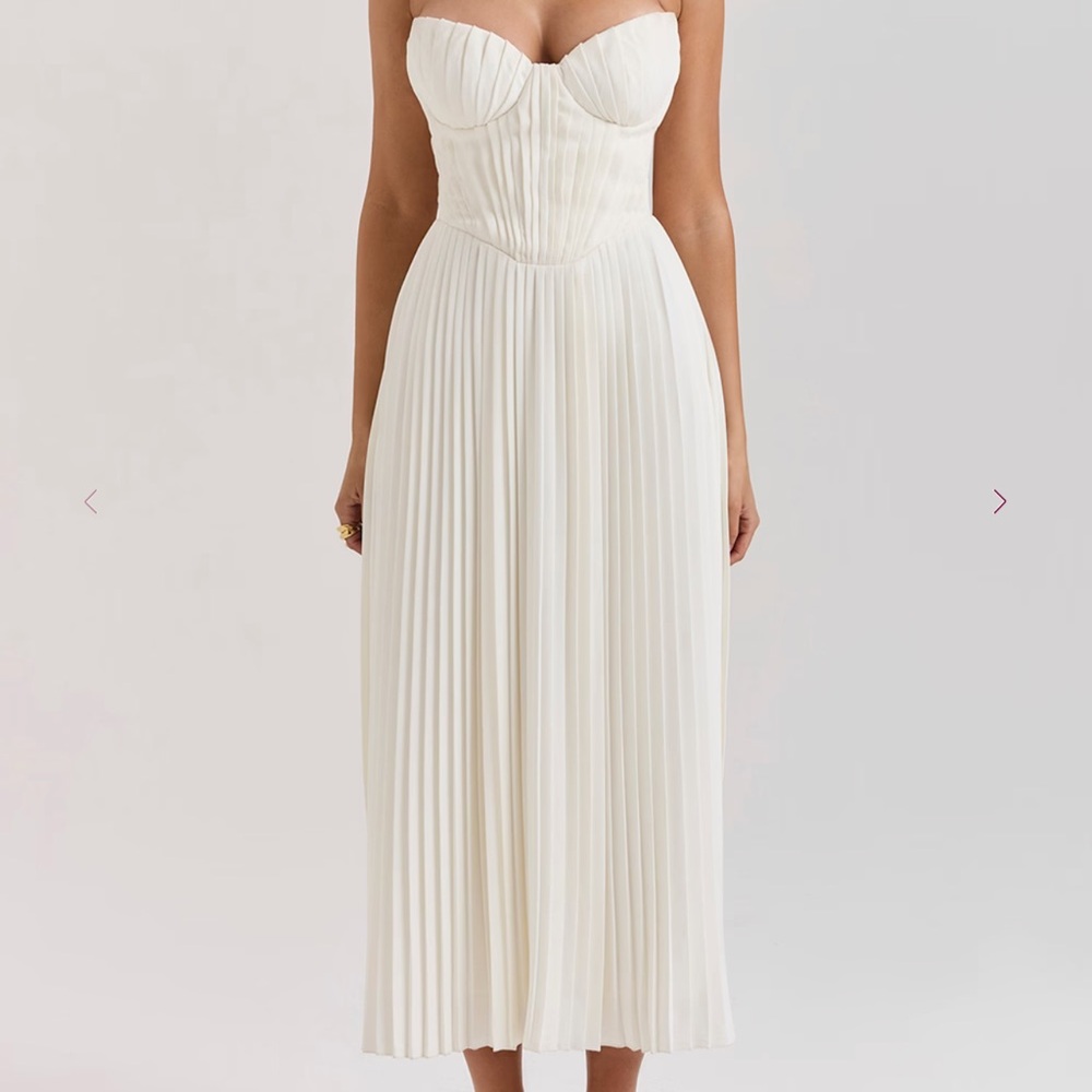 House of CB White Strapless Dress